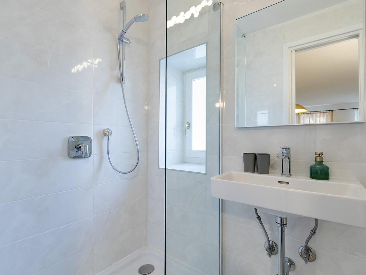 Stylish Studio Apartment By Irundo Rovinj Luaran gambar